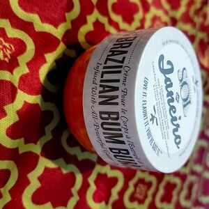 SOL de Janeiro Brazilian Bum Bum Cream